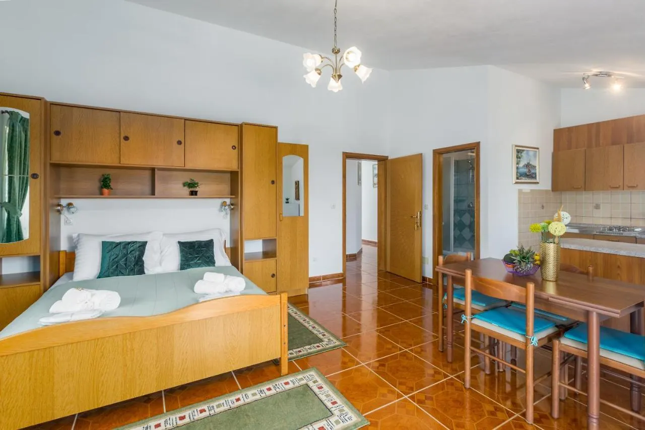 Studio Apartmani Marcela Poreč 0*,  Kroatien